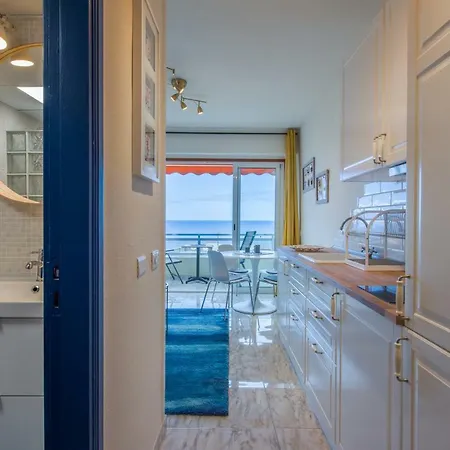 Amazing View Fall In With *